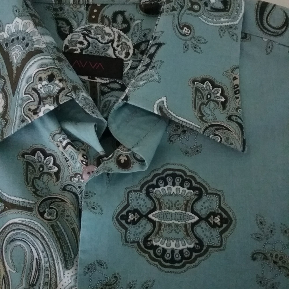 AVVA Paisley button down shirt NWOT🌊*